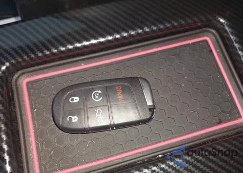 2018 Chrysler 300 300S z USA, uszkodzony, nr VIN 2C3CCABG6JH244774